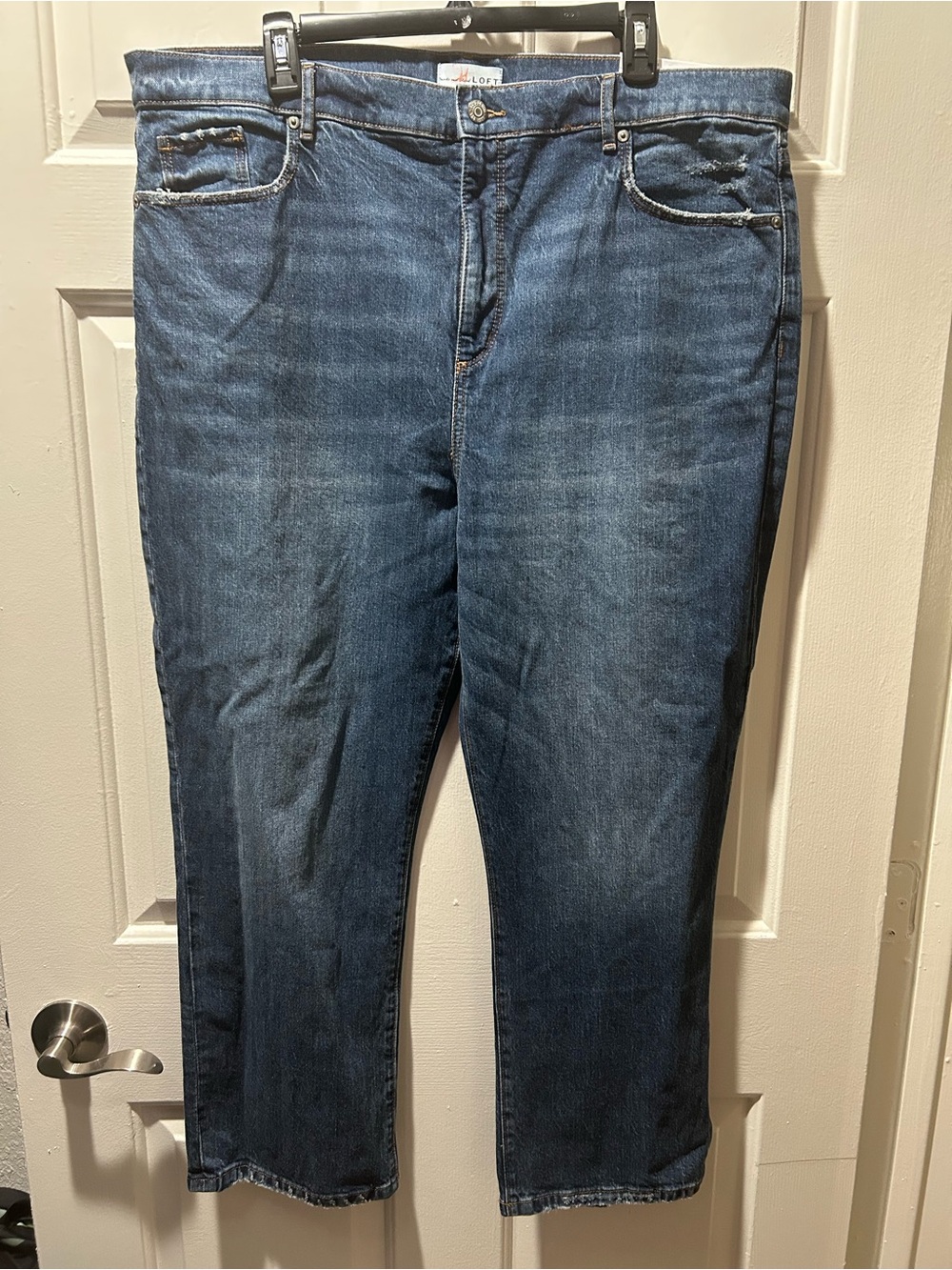 NWT LOFT The Straight Crop High Rise Regular Fit/Inseam Denim Jeans Size 34/18
